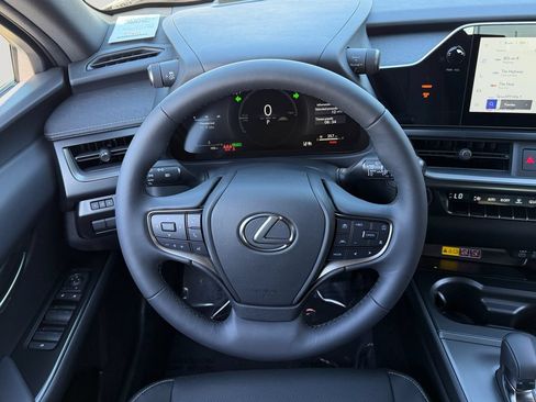 Certified 2026 Lexus UX 300h AWD w/ Accessory Package (2T) image 18