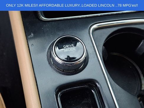 Used 2022 Lincoln Corsair Grand Touring AWD/4WD image 23