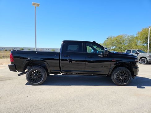 New 2026 RAM 2500 Limited image 2