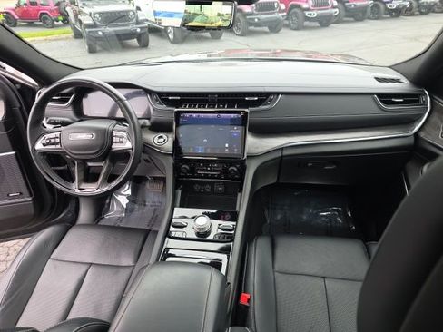 Used 2024 Jeep Grand Cherokee Overland w/ Adv Protech Group III AWD/4WD image 54