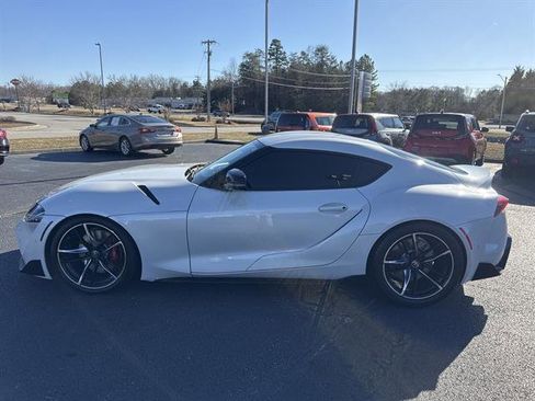 Used 2022 Toyota Supra Premium image 4