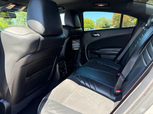 Used 2019 Dodge Charger SRT Hellcat RWD image 17