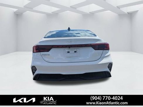 Used 2024 Kia Forte LXS FWD image 4