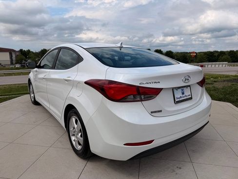 Used 2015 Hyundai Elantra SE FWD image 7
