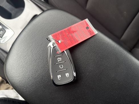 Used 2023 Chevrolet Malibu RS FWD image 29