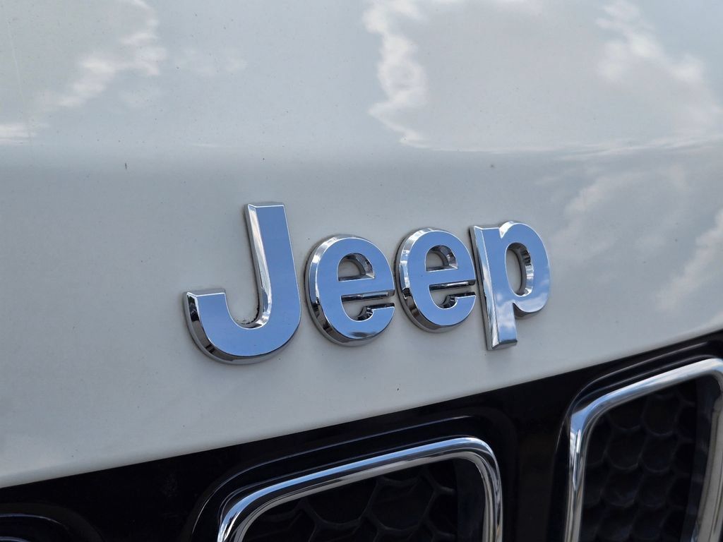 Used 2019 Jeep Compass Limited FWD image 5
