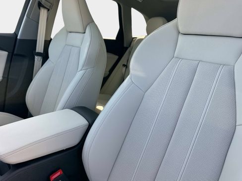 New 2025 Audi Q5 Prestige AWD/4WD image 21