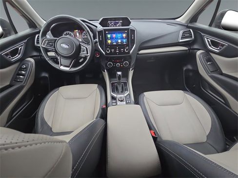 Certified 2022 Subaru Forester Limited image 14