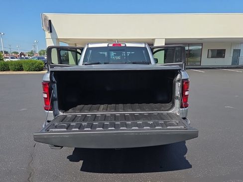 Used 2025 RAM 1500 Big Horn AWD/4WD image 14