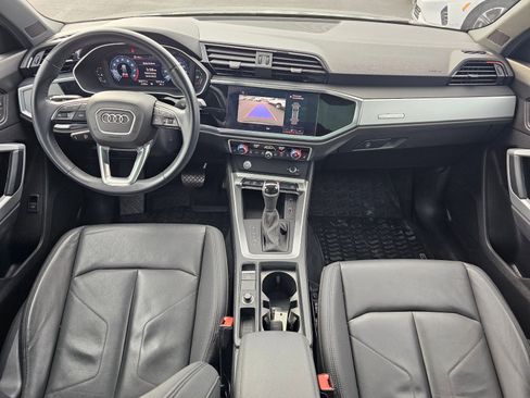 Used 2020 Audi Q3 2.0T Premium image 22