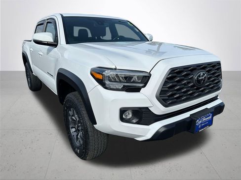 Certified 2023 Toyota Tacoma TRD Off-Road w/ Technology Package AWD/4WD image 6