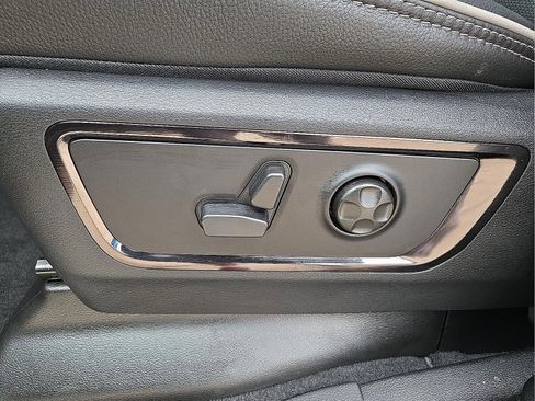 New 2026 RAM 1500 Limited w/ Body Color Bumper Group AWD/4WD image 15