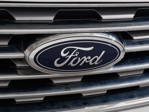 Used 2020 Ford Edge SEL w/ Convenience Package AWD/4WD image 21