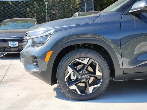 New 2026 Kia Seltos S image 6