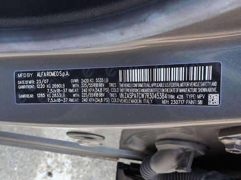 Used 2024 Alfa Romeo Tonale Ti w/ Premium Interior Package image 29