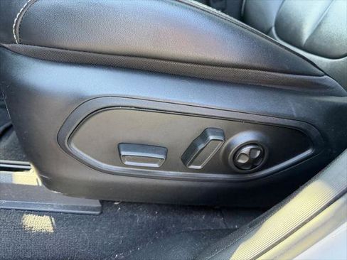 Certified 2022 Jeep Grand Cherokee L Limited AWD/4WD image 13