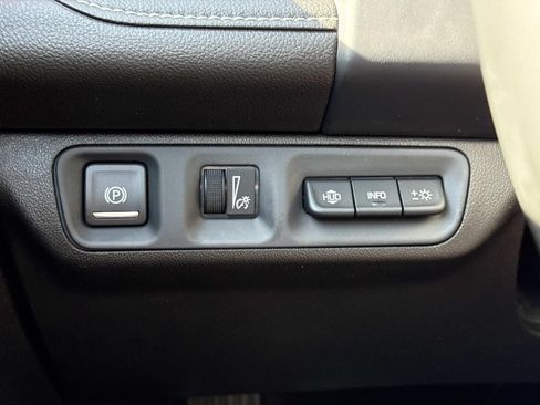 Used 2023 GMC Acadia SLT w/ Elevation Edition AWD/4WD image 14