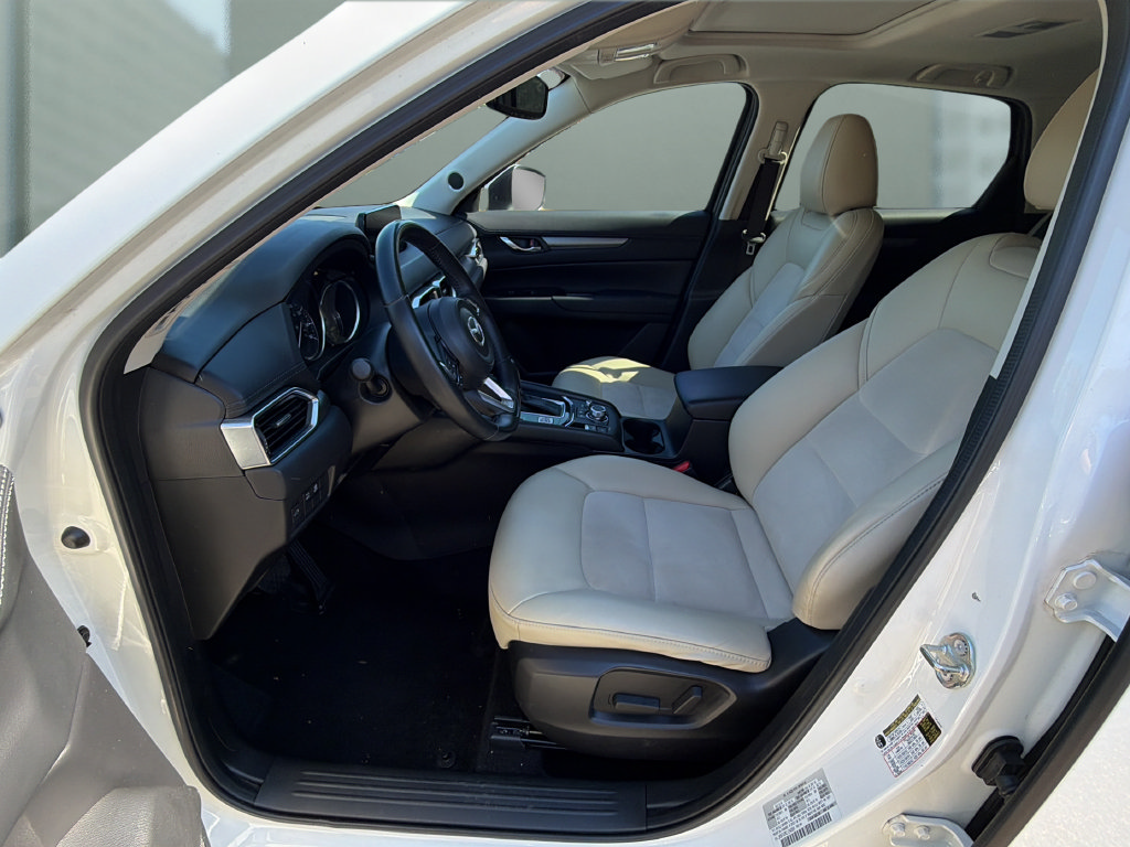 Used 2018 MAZDA CX-5 Touring w/ Preferred Equipment Package FWD image 10