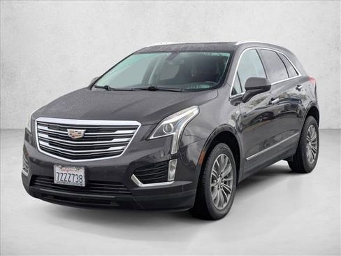 Used 2017 Cadillac XT5 Luxury image 1