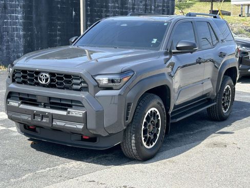 Used 2025 Toyota 4Runner TRD Off-Road Premium image 7