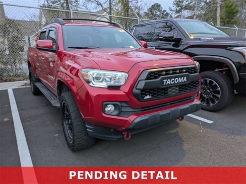 Used 2019 Toyota Tacoma SR5 image 1