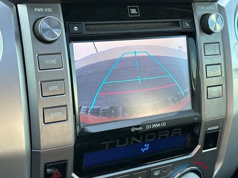 Used 2015 Toyota Tundra Platinum image 26