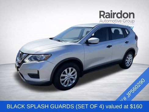 Used 2018 Nissan Rogue S FWD image 3