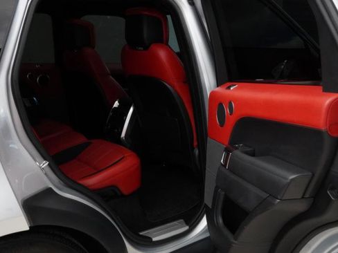 Used 2019 Land Rover Range Rover Sport Supercharged image 16