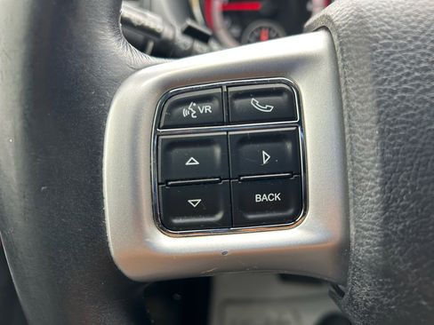 Used 2017 Dodge Grand Caravan GT image 17