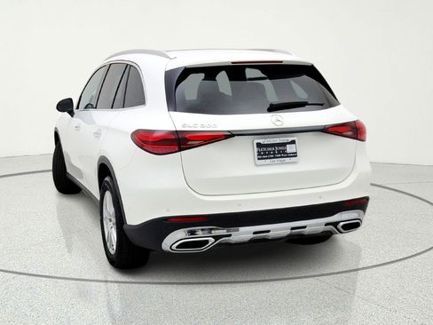 Certified 2025 Mercedes-Benz GLC 300 image 6