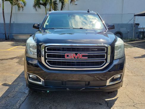 Used 2019 GMC Yukon SLT w/ Open Road Package RWD image 2