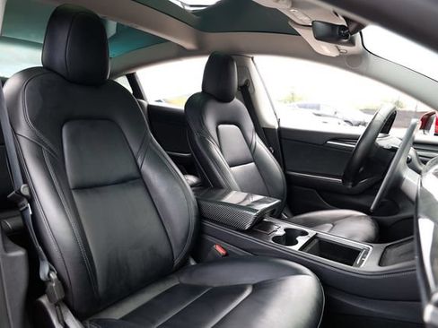 Used 2022 Tesla Model 3 Standard Range RWD image 19