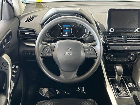 Used 2023 Mitsubishi Eclipse Cross LE AWD/4WD image 9