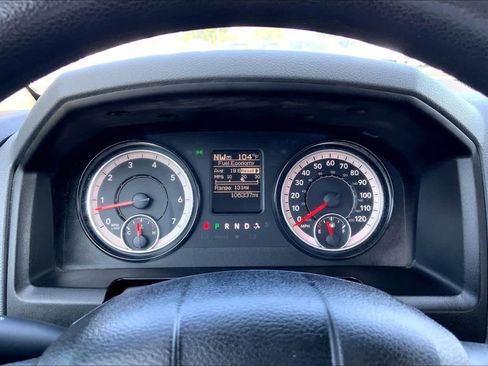 Used 2019 RAM 1500 Classic SLT RWD image 25