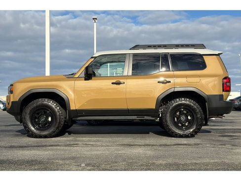 Used 2025 Toyota Land Cruiser w/ Premium Package image 7