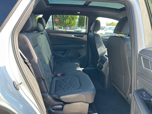 New 2026 Volkswagen Atlas Cross Sport SE FWD image 46