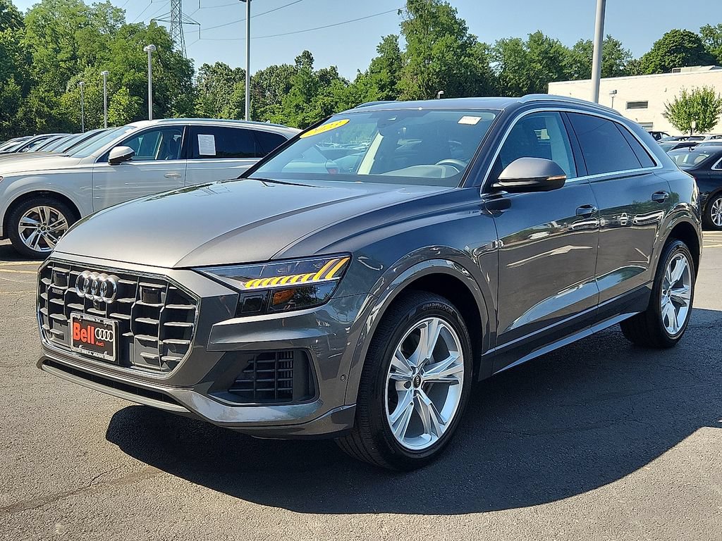 Used 2023 Audi Q8 Premium w/ Convenience Package AWD/4WD image 9