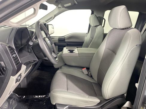 Used 2017 Ford F150 XL w/ XL Power Equipment Group AWD/4WD image 13