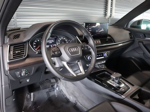 Used 2023 Audi Q5 2.0T Premium image 17