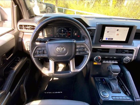 Used 2024 Toyota Tacoma SR5 image 6