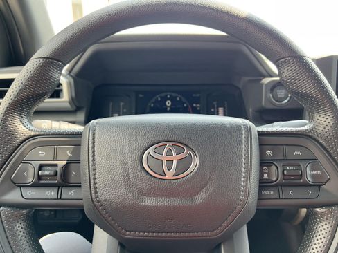 Used 2026 Toyota Tacoma SR5 RWD image 28