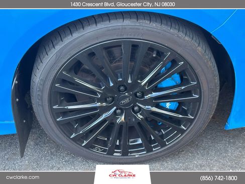 Used 2017 Ford Focus RS image 31