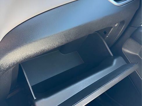 Used 2022 Chevrolet Equinox LT FWD image 29