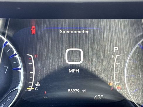 Used 2025 Chrysler Pacifica Select FWD image 18
