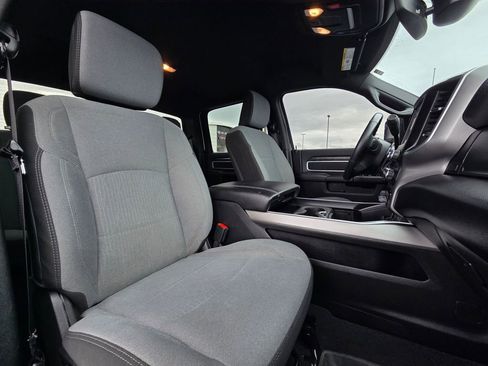 Used 2024 RAM 2500 Big Horn w/ Off Road Package image 29