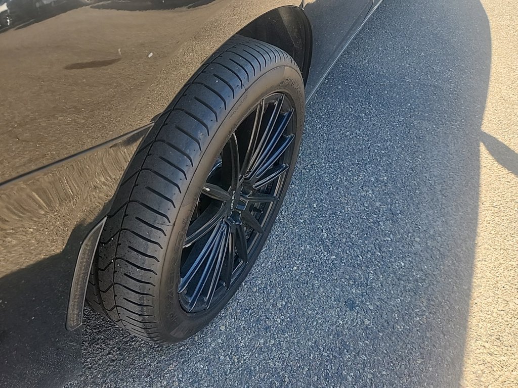 Used 2019 Dodge Charger SXT RWD image 14