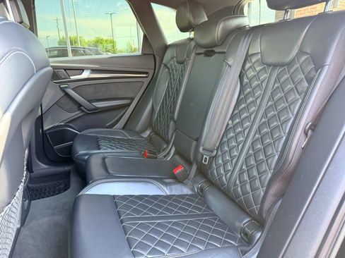 Used 2018 Audi SQ5 Premium Plus AWD/4WD image 24