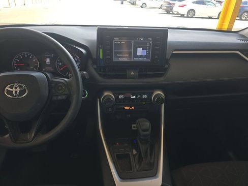 Used 2019 Toyota RAV4 XLE image 15