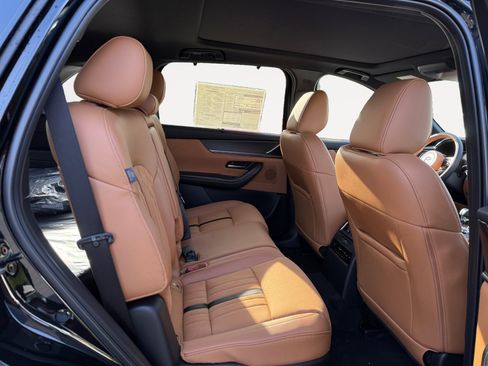 New 2026 MAZDA CX-70 3.3 Turbo S w/ Premium Plus image 18