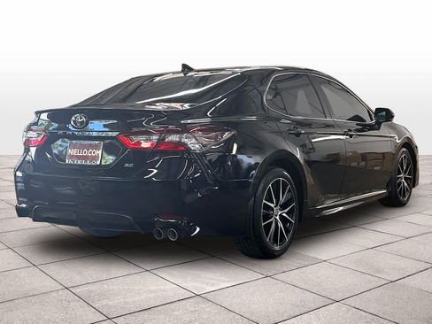 Used 2022 Toyota Camry SE w/ Convenience Package FWD image 9